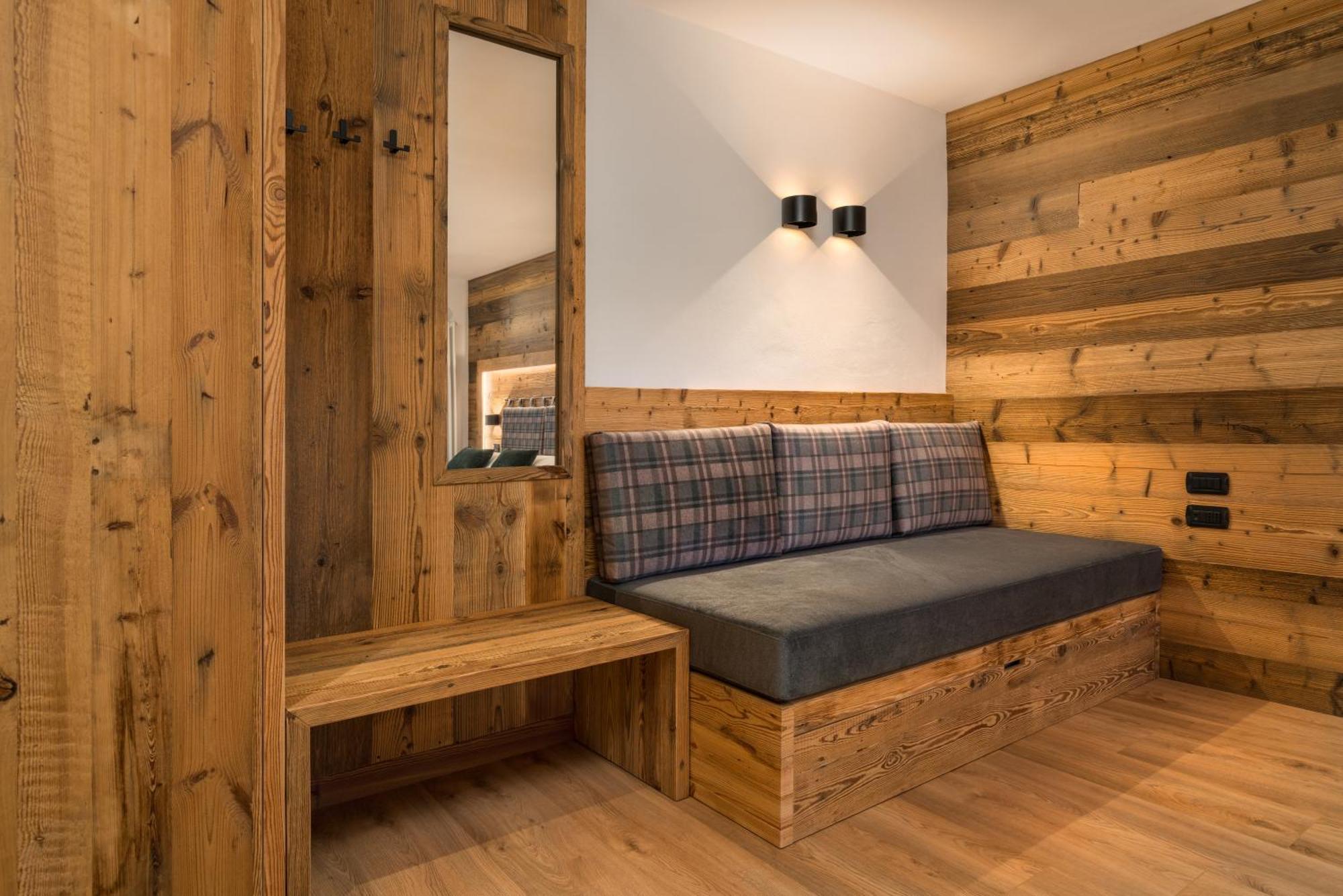 Hotel Posta SantʼAntonio di Mavignola